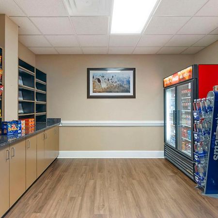 Comfort Inn & Suites Tifton Esterno foto