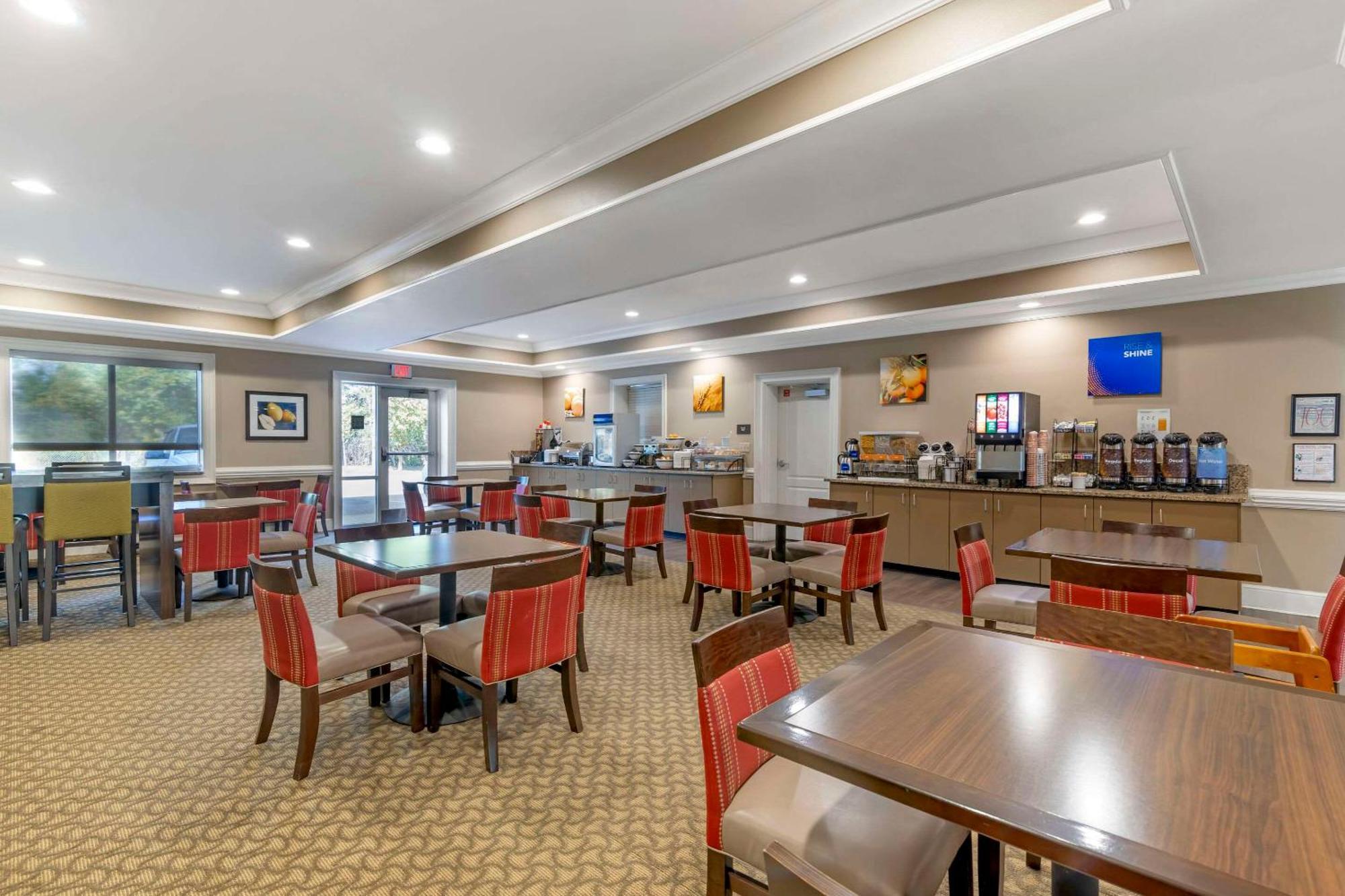 Comfort Inn & Suites Tifton Esterno foto