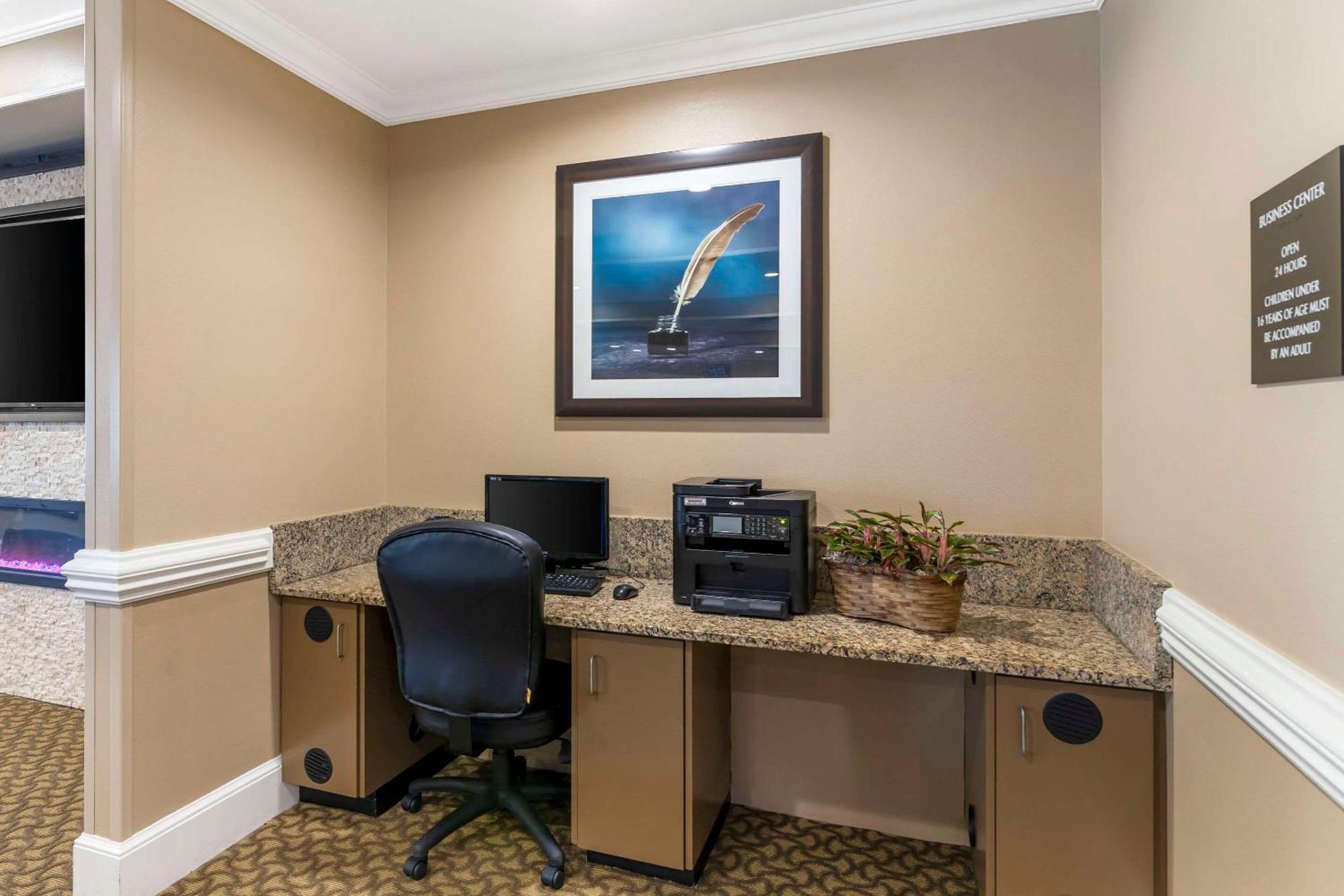 Comfort Inn & Suites Tifton Esterno foto