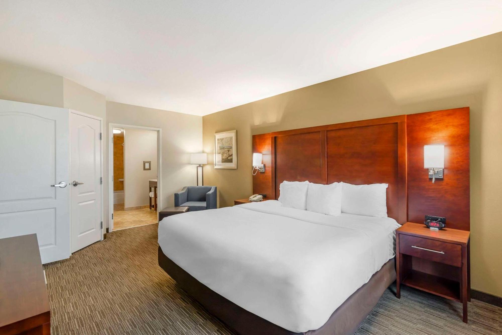 Comfort Inn & Suites Tifton Esterno foto