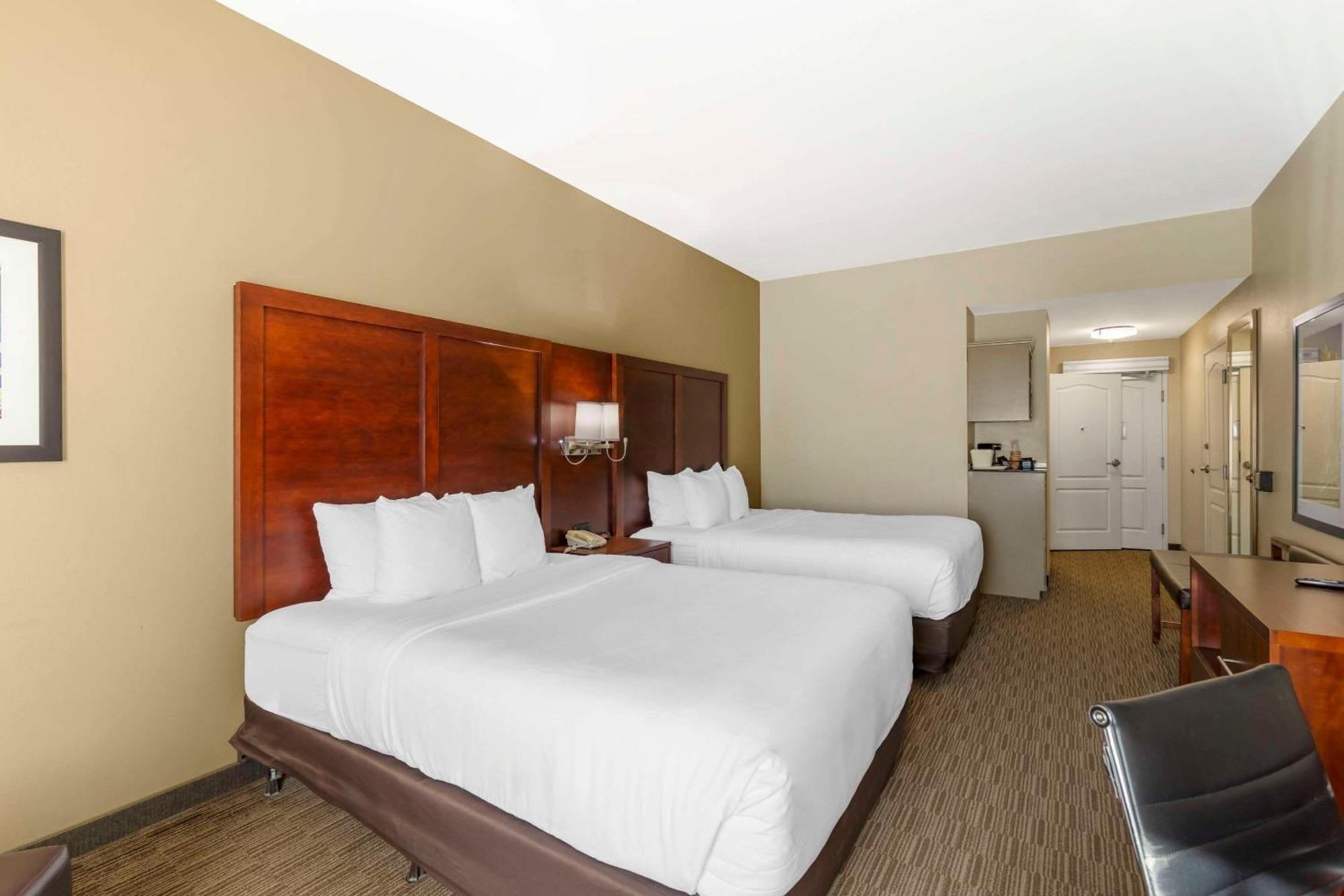 Comfort Inn & Suites Tifton Esterno foto
