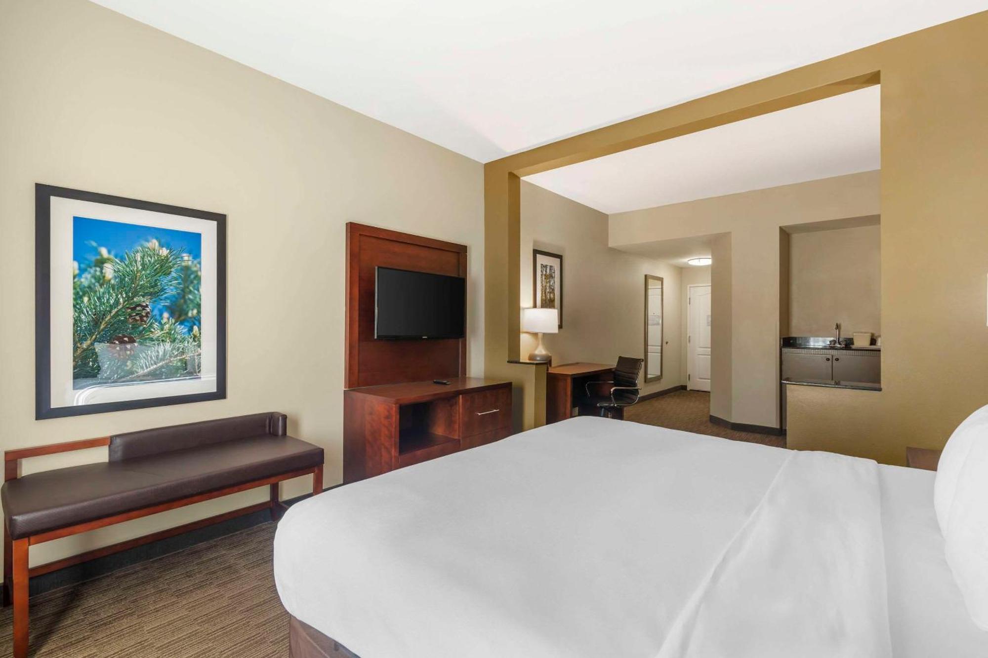 Comfort Inn & Suites Tifton Esterno foto