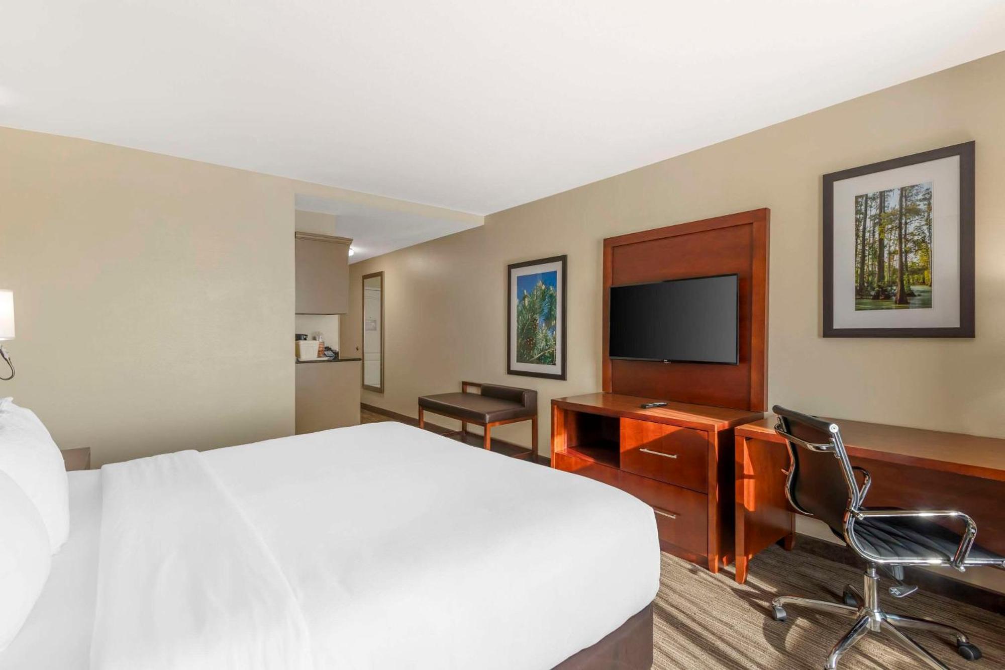 Comfort Inn & Suites Tifton Esterno foto