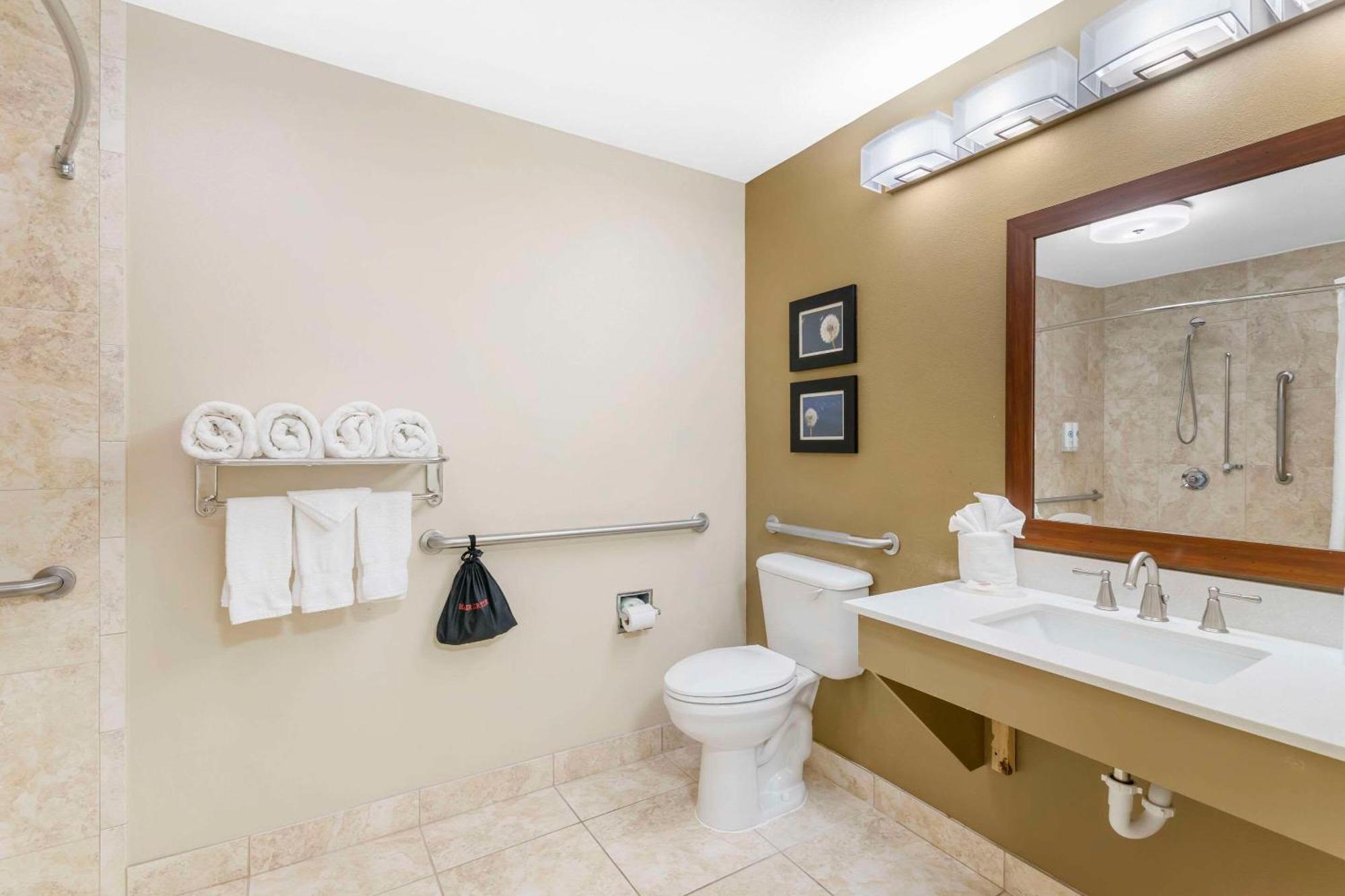 Comfort Inn & Suites Tifton Esterno foto